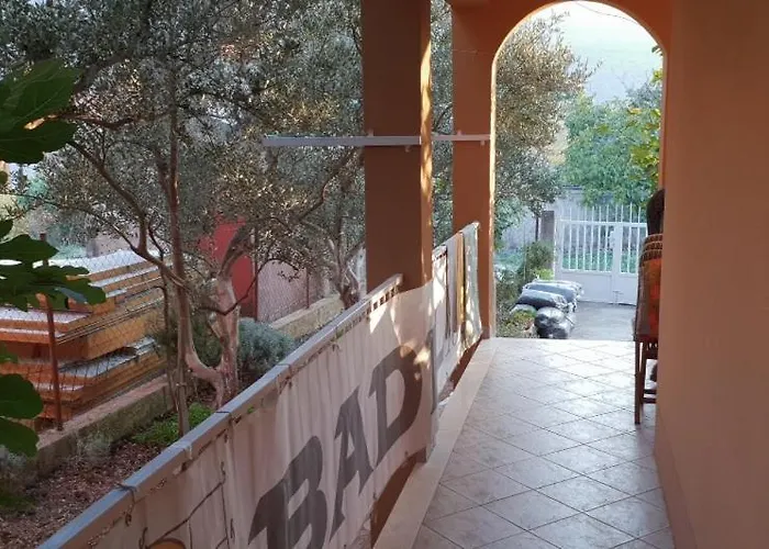 Apartman With A Parking Space Grebastica, Sibenik - 13970 *